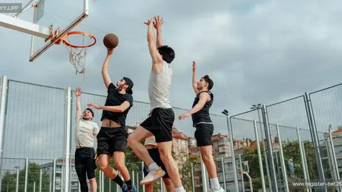 意媒：国米对乔纳森-戴维免签仍抱有热情，球员考虑降价寻求加盟